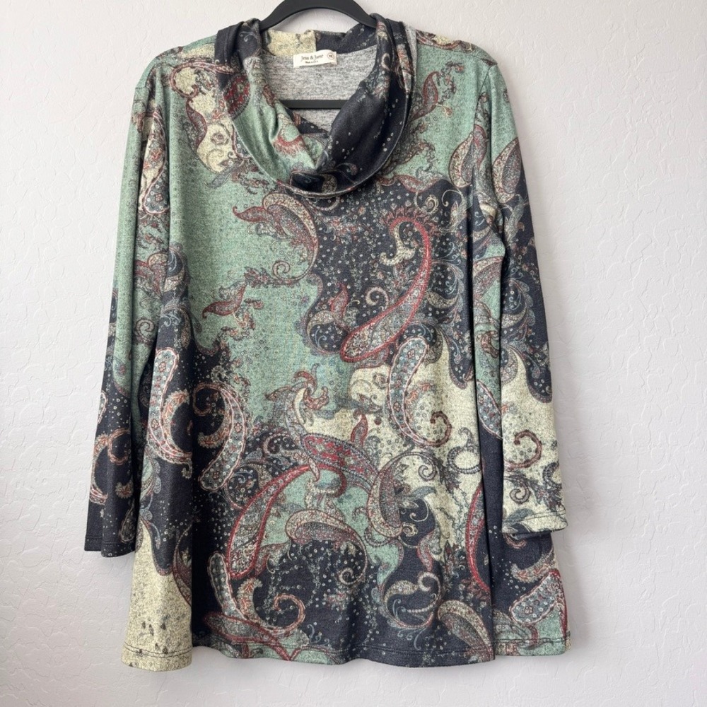 Jess & Jane XL Acorn Tunic Top Green Long Sleeve Paisley Cowl Neck FB4-1654